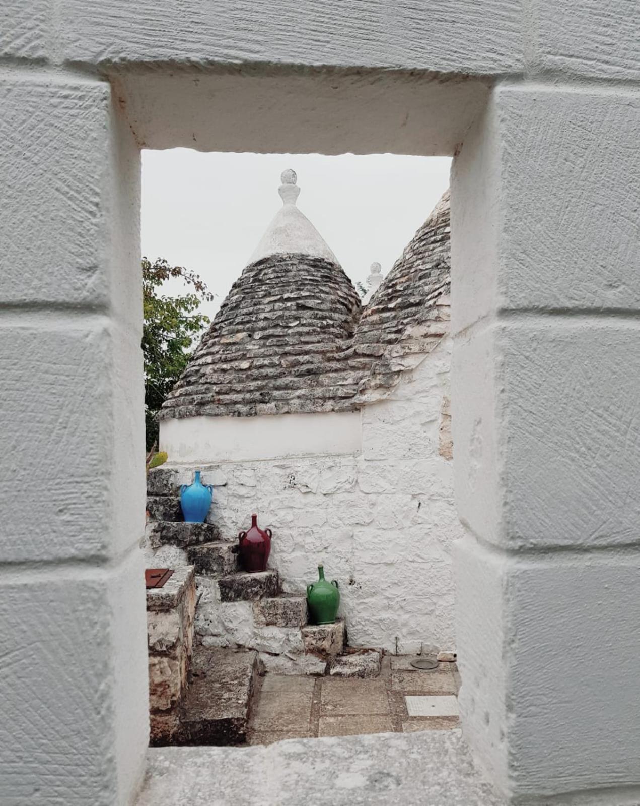 Trulli Aurasia أوستوني المظهر الخارجي الصورة